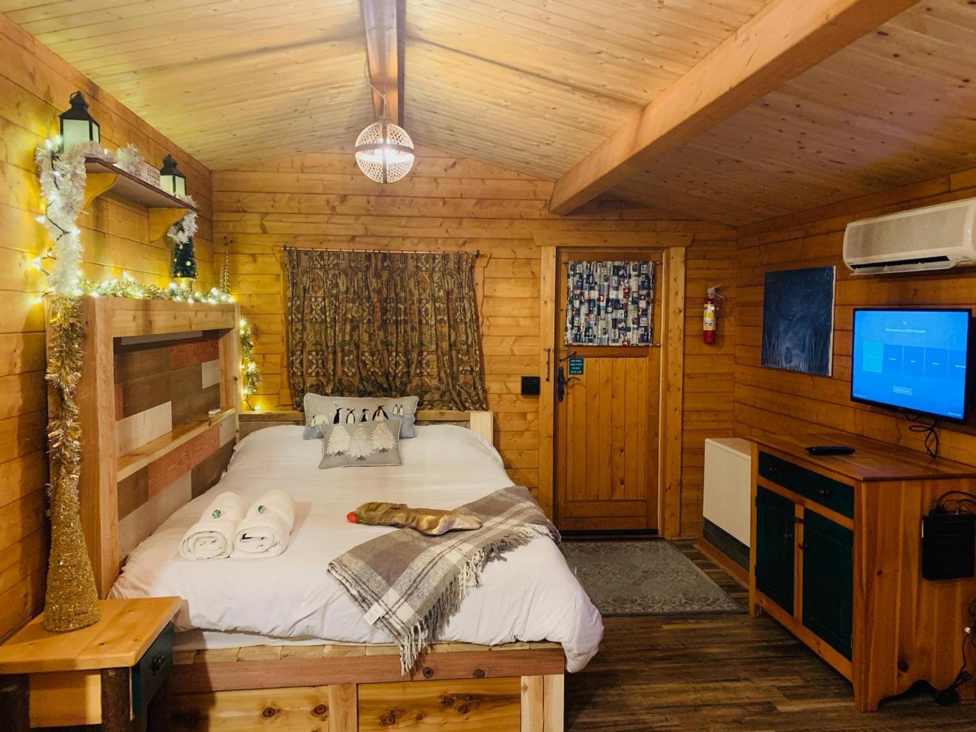Fancy Fireflies Cabin 헤이워드 외부 사진